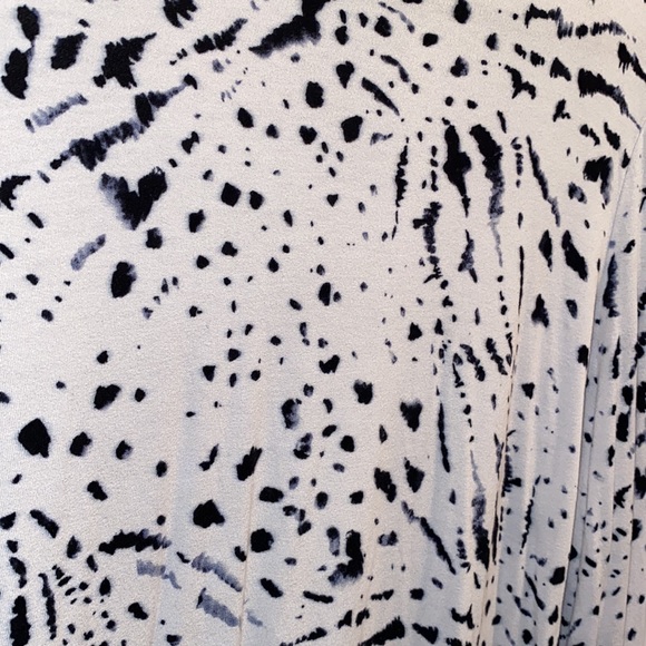 Mock Turtle Neck - Picture 2 of 2